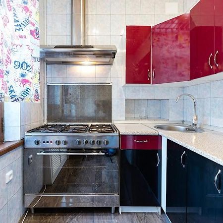 911 Apartments Antonovichа Kiev Luaran gambar