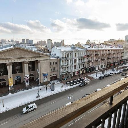 911 Apartments Antonovichа Kiev Luaran gambar
